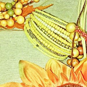 • {Robert Rose} Sunny Wire Bracelet